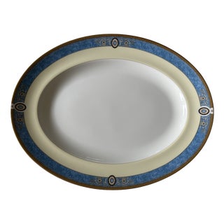 English Madeleine Serving Platter from Wedgwood, 1990s For Sale