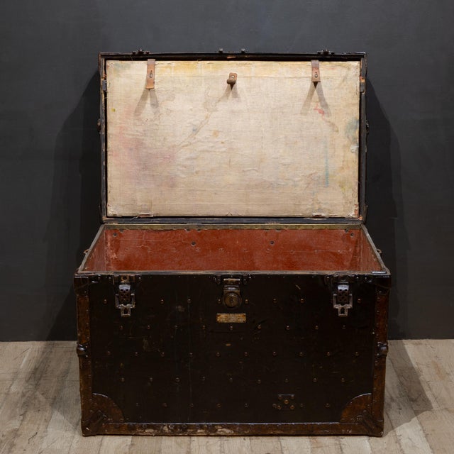 Antique Leatherold Mfg. Co. Steamer Trunk c.1880-1920 For Sale In San Francisco - Image 6 of 12