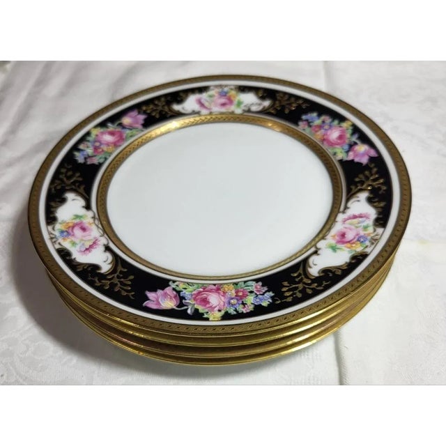 Gold-Plated Service from L' Ancienne Manufacture Royale de Limoges, France, 1980s, Set of 75 For Sale - Image 12 of 18