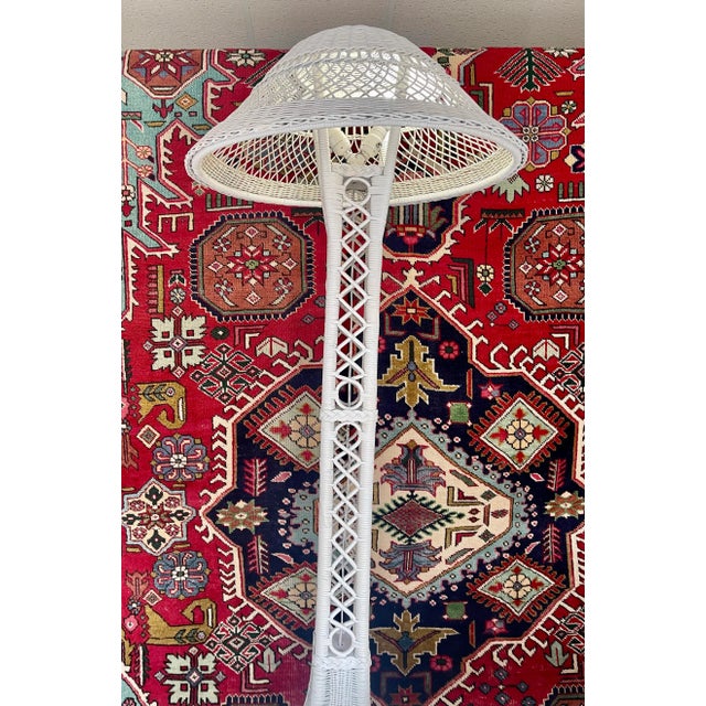 Art Nouveau Antique 1910s White Wicker Floor Lamp For Sale - Image 3 of 13