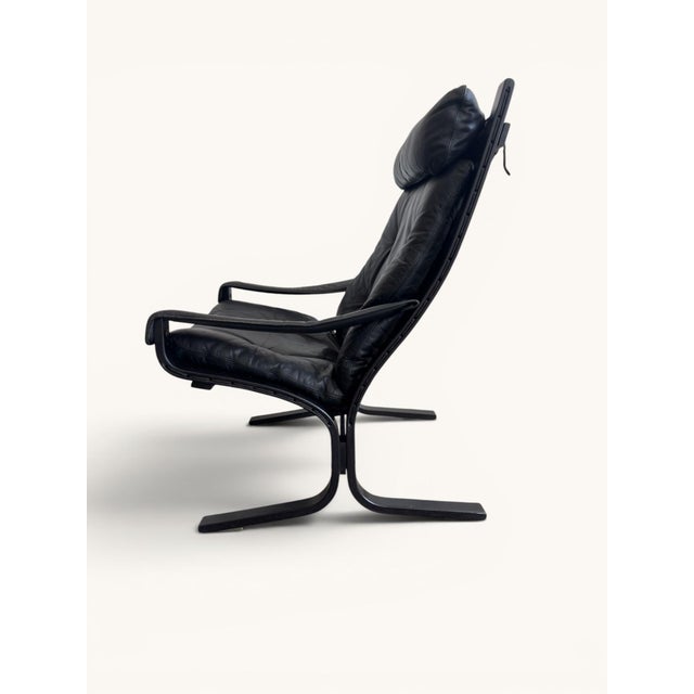Ingmar Relling Vintage Siesta Lounge Chair in Black Leather by Ingmar Relling for Westnofa, 1963 For Sale - Image 4 of 6