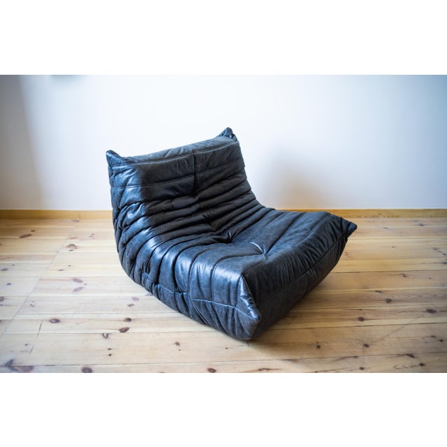 Iconic togo piece with the collection’s recognizable low silhouette, soft pleated form, and modular character. Suitable...