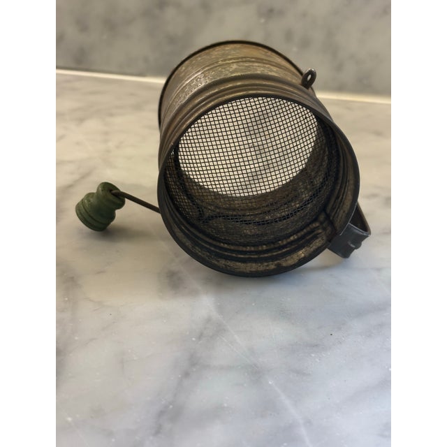1930s Jacob Bromwell. 1cup Antique Flour Sifter. April 8, 1930. Oldest Flour Sifter Manufacturer Single Wire Crank and Agitator Usa. Mid Century. Americana. For Sale - Image 5 of 7