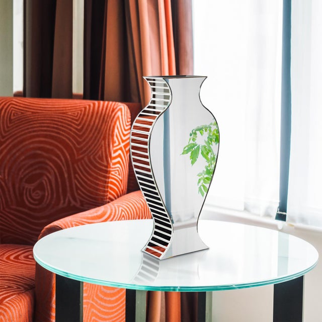 Contemporary Rounded Mirrored Vase - Small For Sale - Image 3 of 11