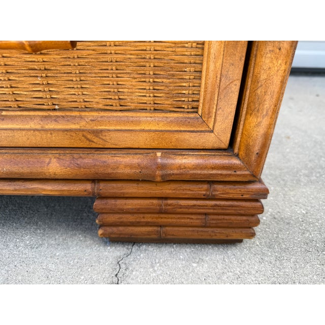 American of Martinsville Vintage Hollywood Regency Faux Bamboo and Wicker Chest of Drawers, 1970's, by American of Martinsville For Sale - Image 4 of 10