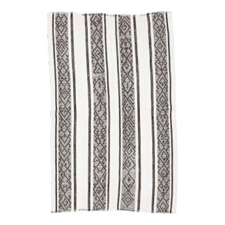 Vintage Turkish Oushak Handmade Wool Cotton White Kilim Area Rug For Sale