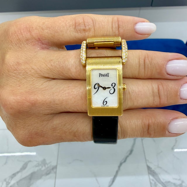 Ladies Piaget Miss Protocole 17mm 5322 18k Yellow Gold Diamond Quartz Watch For Sale - Image 10 of 10