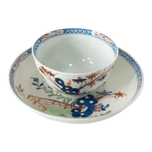 English Lowestoft Redgrave 'Blue Bomb' Pattern Teacup & Saucer