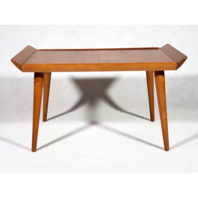 1950s Vintage Original Mid-Century Modern Maple Wood Tapered Leg Coffee Table For Sale - Image 9 of 11