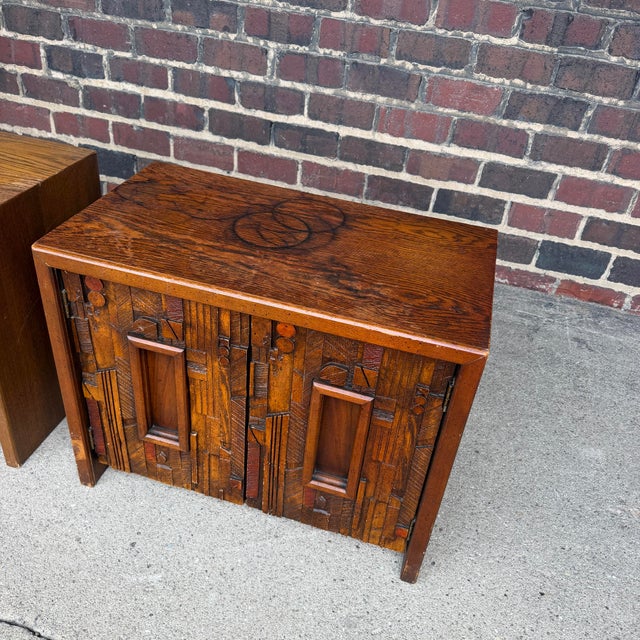 1970s Lane Furniture Pueblo Brutalist Oak Nightstands – Pair For Sale - Image 9 of 12