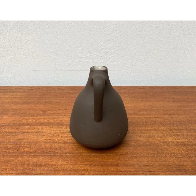 Brown Mid-Century German Minimalist Vase by Hildegard and Peter Delius for Hamelner Töpferei, 1960s For Sale - Image 8 of 18