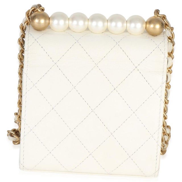 Chanel White Lambskin Quilted Chic Pearls Clutch On Chain For Sale - Image 4 of 9