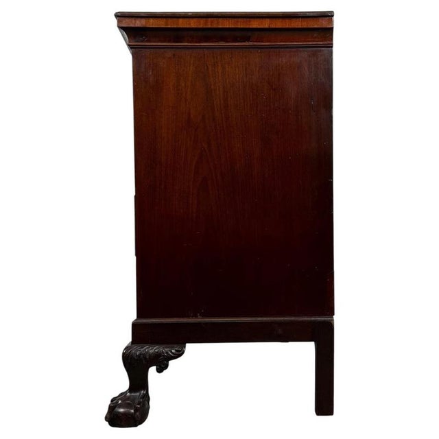 Antique 19th Century Irish Mahogany Four-Drawer Chest For Sale - Image 6 of 12