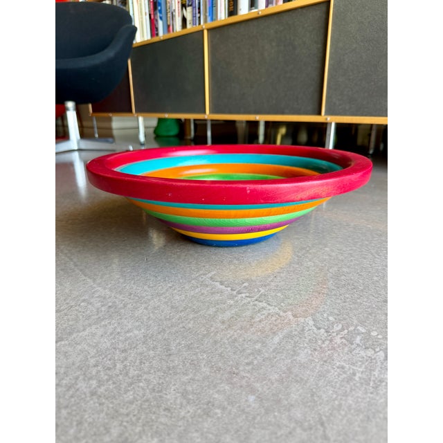 Postmodern Pietro Manzoni for Vietri Rainbow Wooden Centerpiece Bowl 1980s Memphis Era For Sale In Las Vegas - Image 6 of 12