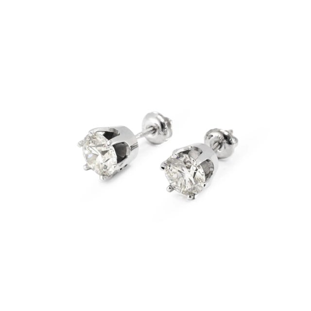 Early 21st Century 14k White Gold 6 Prong Screw Back 2.60 Ct Round Diamond Stud Earrings, A Pair For Sale - Image 5 of 8
