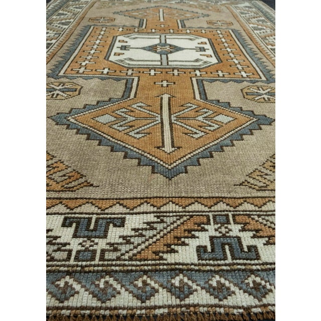 Turkish Vintage Rug 4' x 5'3" #16082 For Sale - Image 4 of 8