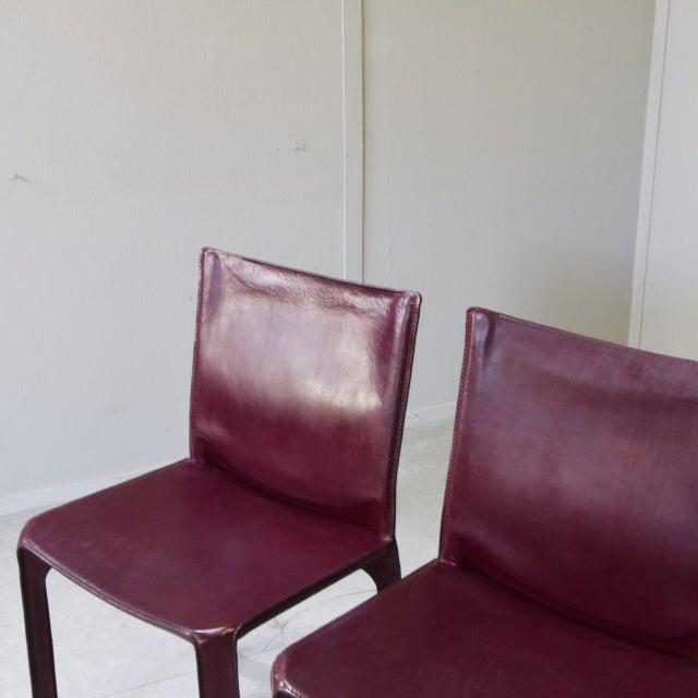 Cab 412 Chairs in Burgundy Leather by Mario Bellini for Cassina, 1970s, Set of 4 For Sale - Image 12 of 14