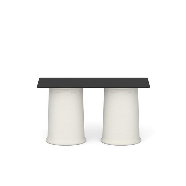 Fat table 5120 in polyethylene by loope dimensions: d 130 x w 65 x h 71 cm. Materials: recycled polyethylene
