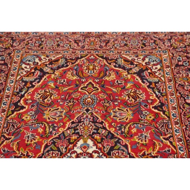 Kashan Rug in Hand-Knotted Wool For Sale - Image 8 of 11