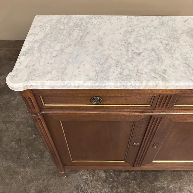 Auburn Antique French Louis XVI Mahogany Buffet With Carrara Marble For Sale - Image 8 of 17