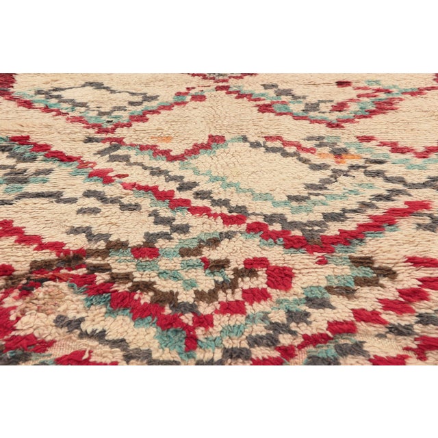 Late 20th Century Vintage Azilal Moroccan Rug, 03'10 X 07'05 For Sale - Image 5 of 10