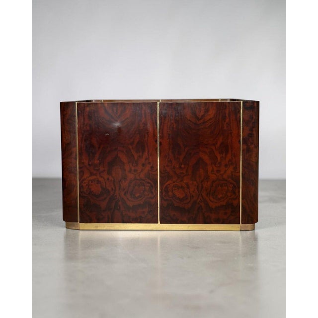 Dry Bar in Walnut Root and Brass with Mirrored Top, Italy, 1970 For Sale - Image 18 of 18