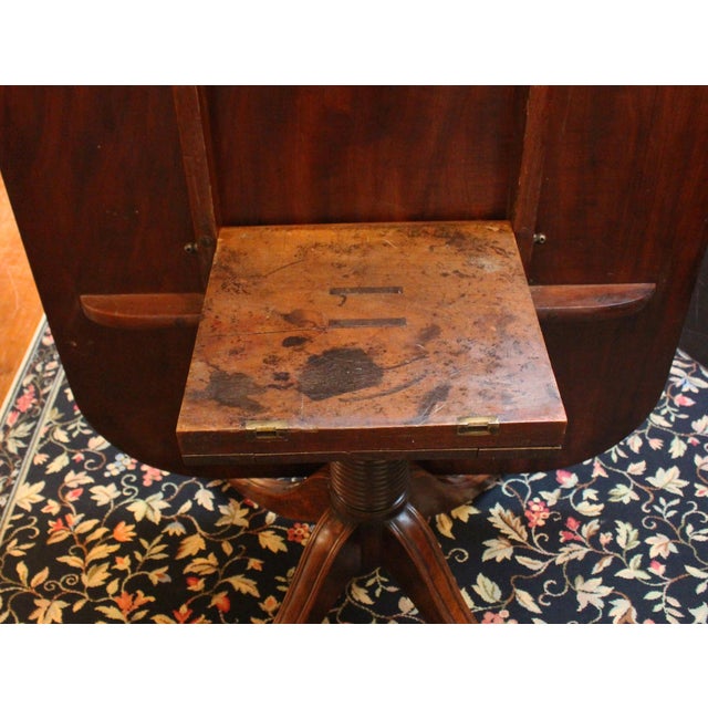C. 1825 English Rectangular Tilt-Top Breakfast or Center Table For Sale In Raleigh - Image 6 of 8