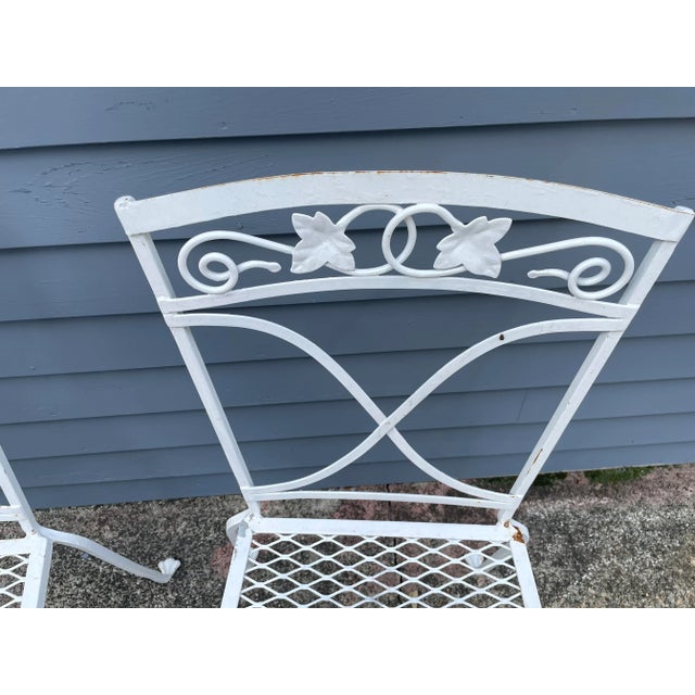 A Pair of Vintage Wrought Iron Salterini Mt Vernon Maple Leaf Dining Chairs, Attributed For Sale In New York - Image 6 of 11