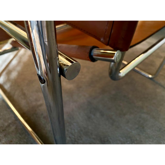 Marcel Breuer Authentic 1960s Marcel Breuer Wassily Chair – Gavina SpA Production – Cognac Leather For Sale - Image 4 of 11