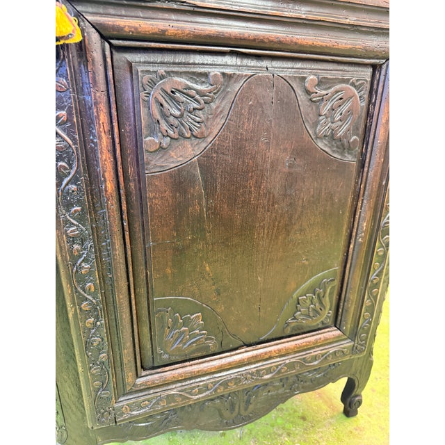 Rustic European 17th Century French Carved Cabinet For Sale - Image 3 of 5
