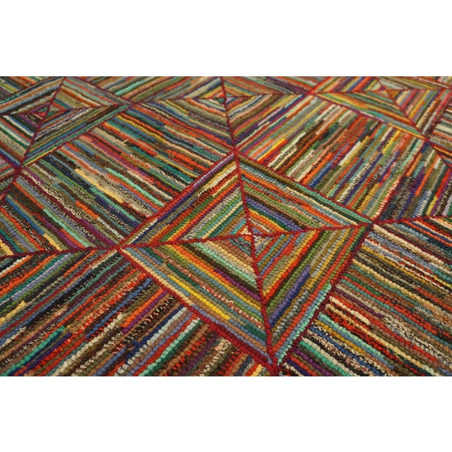 American Mid-20th Century American Hooked Rug ( 7' 6'' x 9' 2'' - 228 x 279 cm ) For Sale - Image 3 of 12