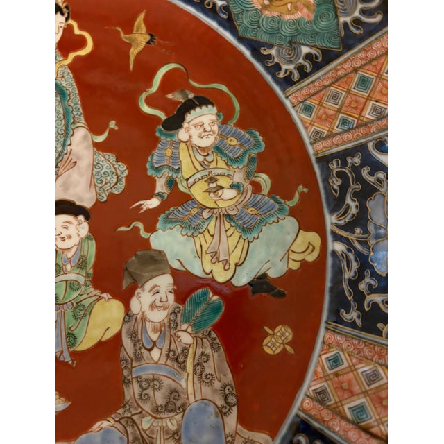 Large Antique Japanese Imari Porcelain Chargers with Seven Lucky Gods, 1880, Set of 2 For Sale - Image 4 of 17