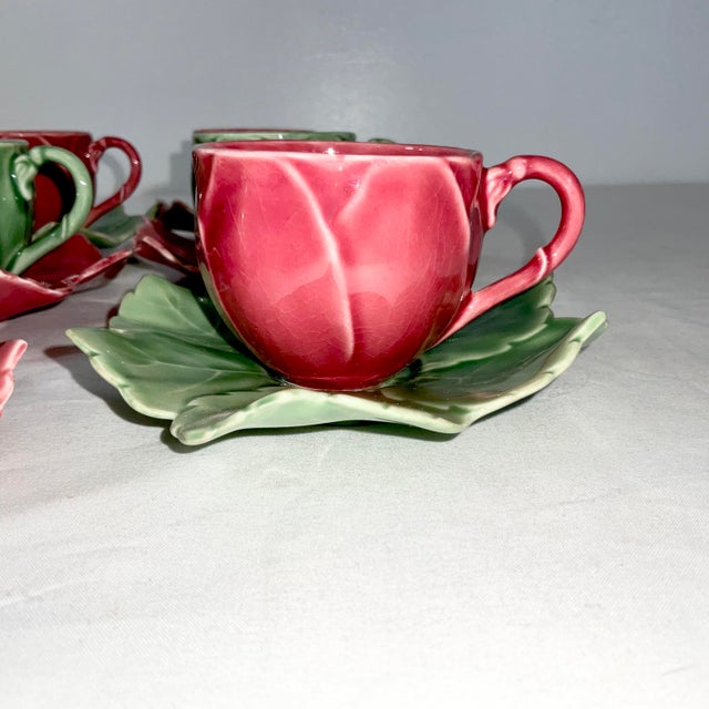 1970s Vintage Hollywood Regency Boho Chic Majolica Cabbageware Demitasse Cups & Saucer, Service for 8 - 16 Pieces, Christmas For Sale - Image 6 of 11