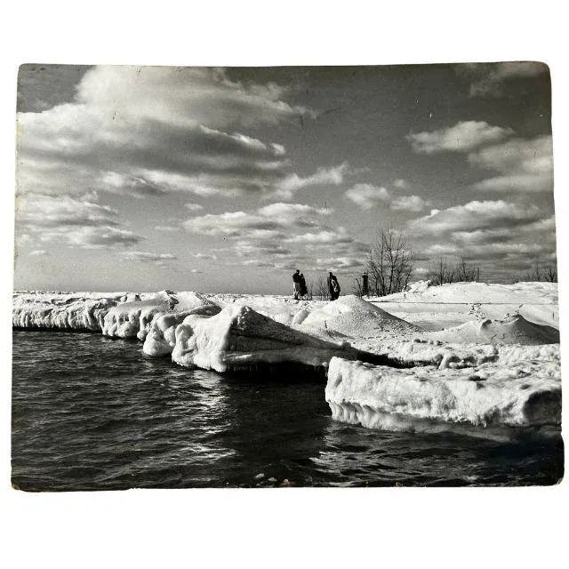 1950s Lake Michigan Large Black and White Mounted Photograph For Sale - Image 13 of 13
