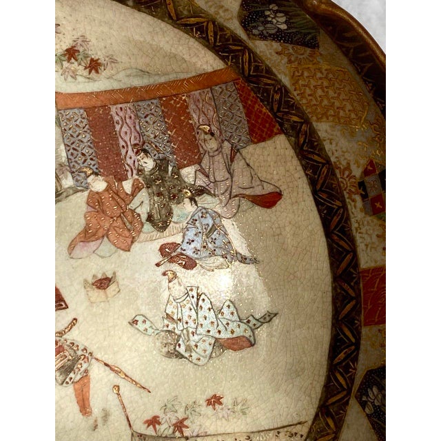 Antique Japanese Satsuma Bowl, Meiji Period (C. 1885–1905), Samurai Scene With Moriage Gilt For Sale - Image 4 of 11