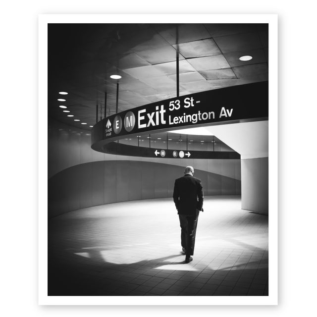 NYC Street Photography - 2016 - Hand Signed - Certificate of Authenticity Professionally produced photographic archival...
