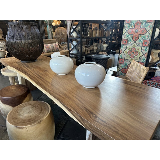 Farmhouse White Milk Vintage Ceramic Pottery Vase For Sale In Los Angeles - Image 6 of 6