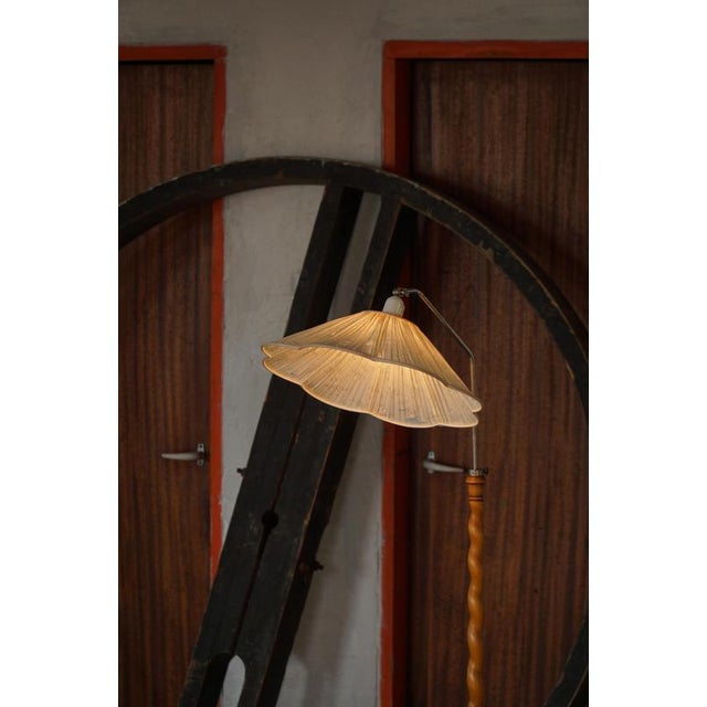 Mid-Century Swedish Floor Lamp with Turned Birch Base and Pleated Shade, 1940s For Sale - Image 16 of 18