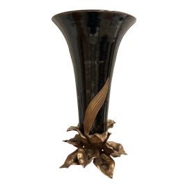 Example of John-Richard Vessels and Vases