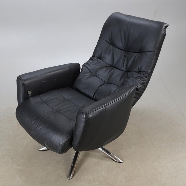 Vintage Black Leather Chair with Chrome X-Frame Base, 1980s For Sale - Image 3 of 8