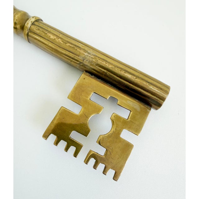 Oversized Brass Skeleton Key Magnifier, Late 20th Century For Sale - Image 4 of 12