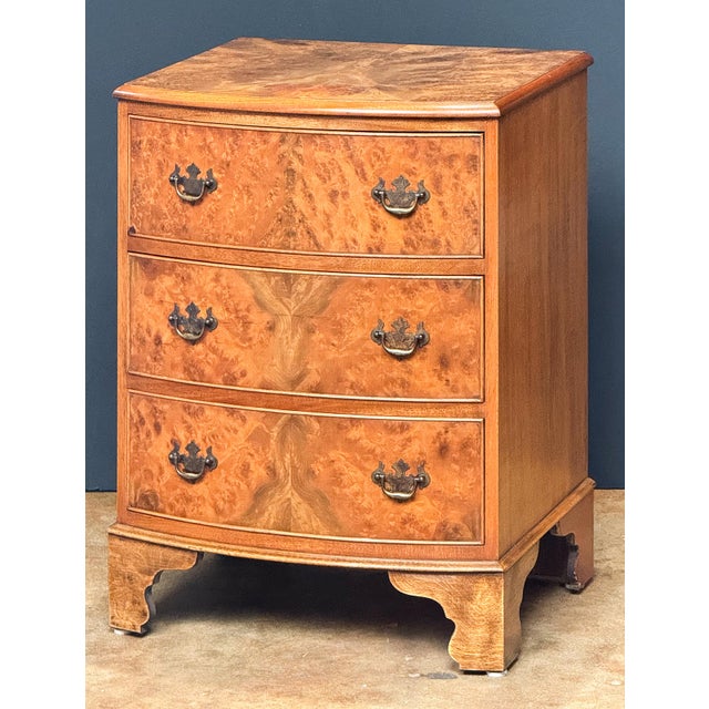Early 20th Century English Bow Front Small Chest of Burr Walnut With Three Drawers For Sale - Image 5 of 14