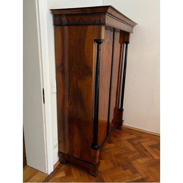 Biedermeier Armoire, Walnut Veneer and Full Columns, Austria, circa 1820 For Sale - Image 6 of 17