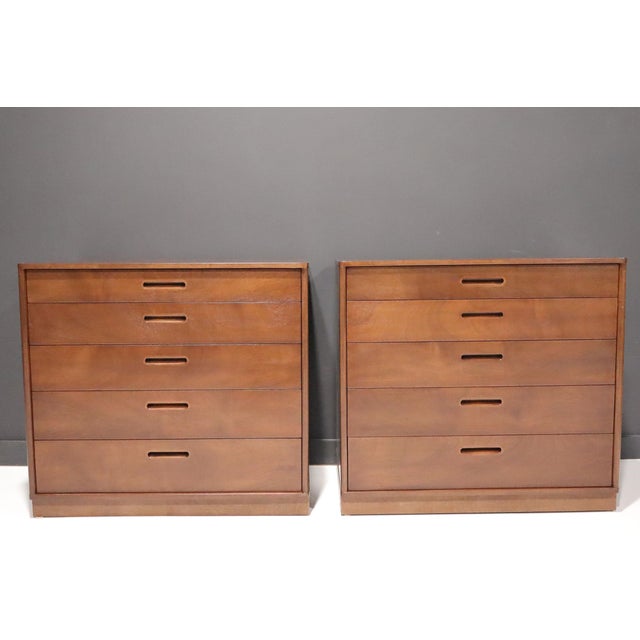 Pair of Mid 20th Century Nightstands in Mahogany by Edward Wormley for Dunbar For Sale In Dallas - Image 6 of 11