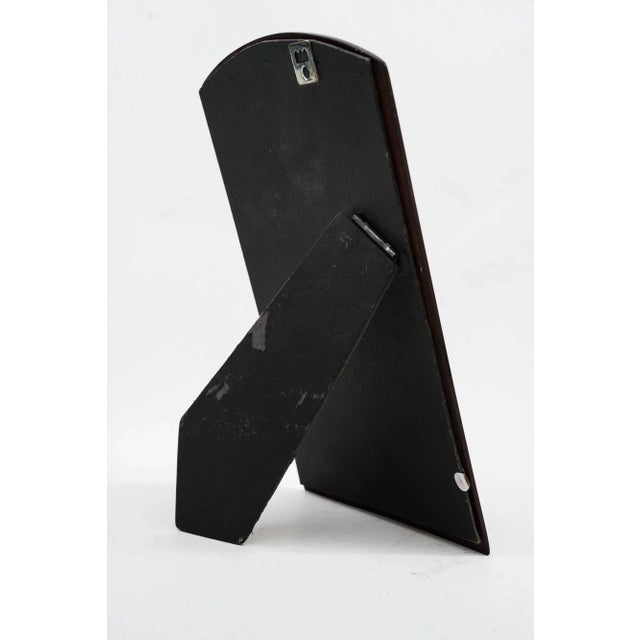 1920s Art Deco Italian Nutwood Picture Frame with Rounded Glass, 1920s For Sale - Image 5 of 9