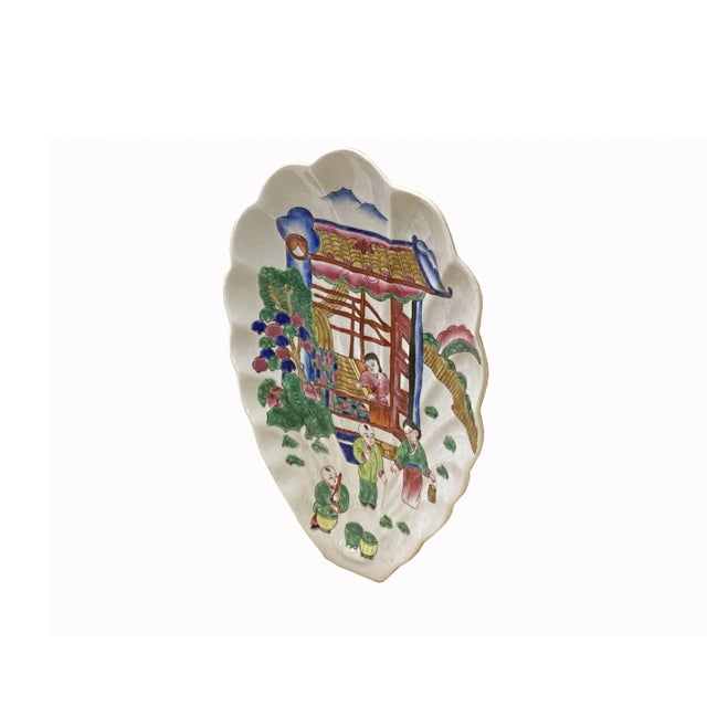 Chinese Off White Porcelain Scenery People Shell Shape Display Plate For Sale In San Francisco - Image 6 of 7