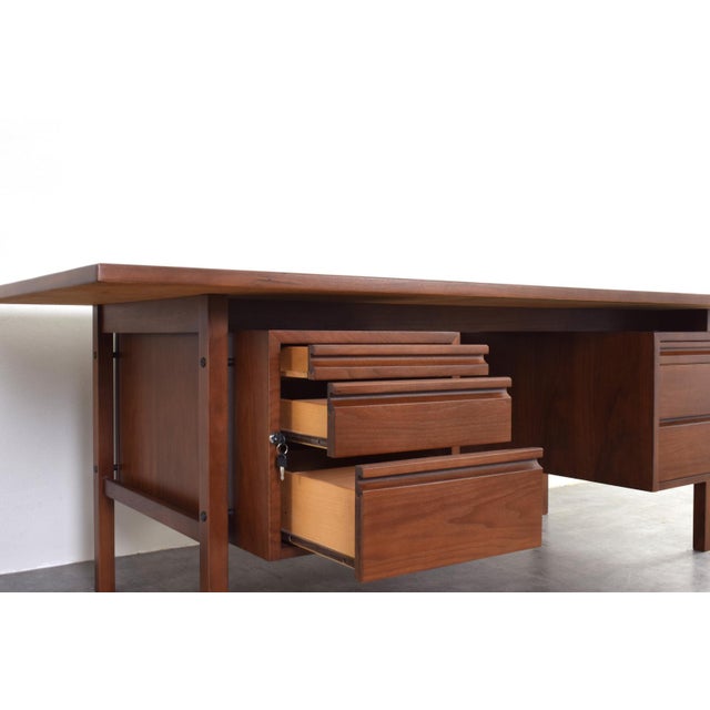 Large Mid-Century Modern American Walnut Executive Desk, 1970s For Sale - Image 11 of 18
