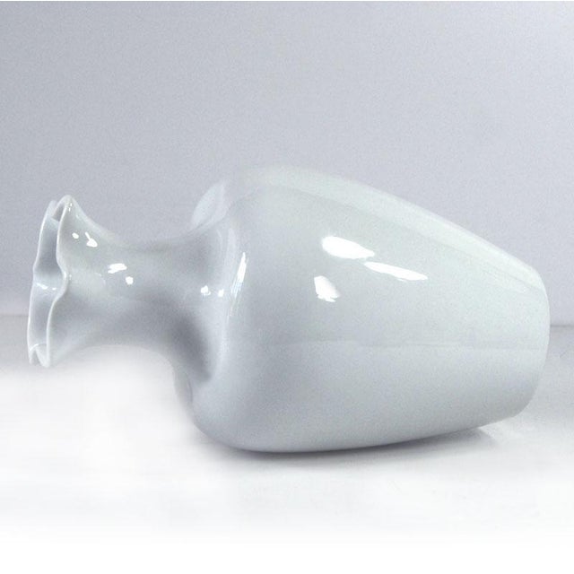 Contemporary French Porcelain Vase from Limoges, 1980s For Sale - Image 3 of 10