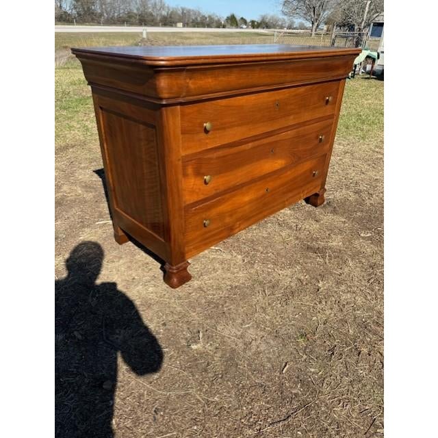 Louis Philippe Large 19th Century Louis Philippe Solid Walnut Chest of Drawer / Commodes For Sale - Image 4 of 18