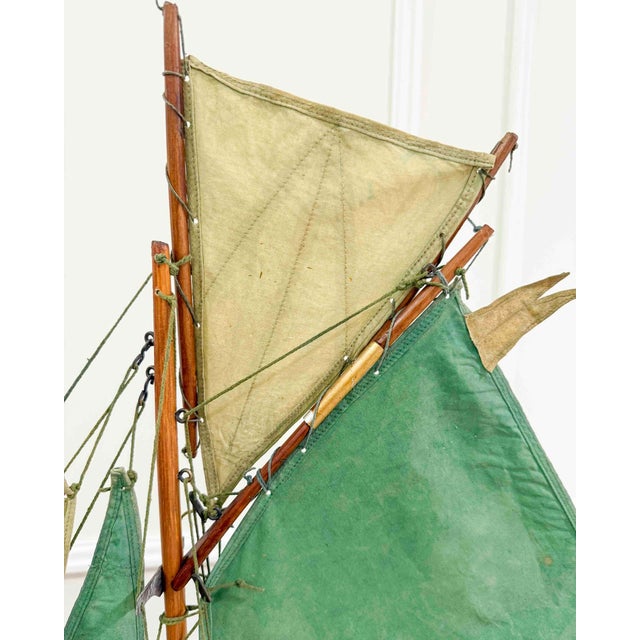 English 20th Century Carved Wood Gaff Cutter Pond Yacht For Sale - Image 4 of 12